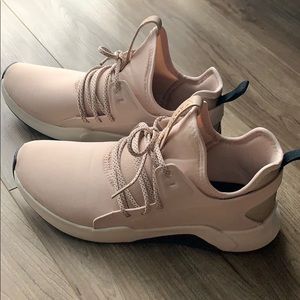 Women’s Reebok athletic shoes